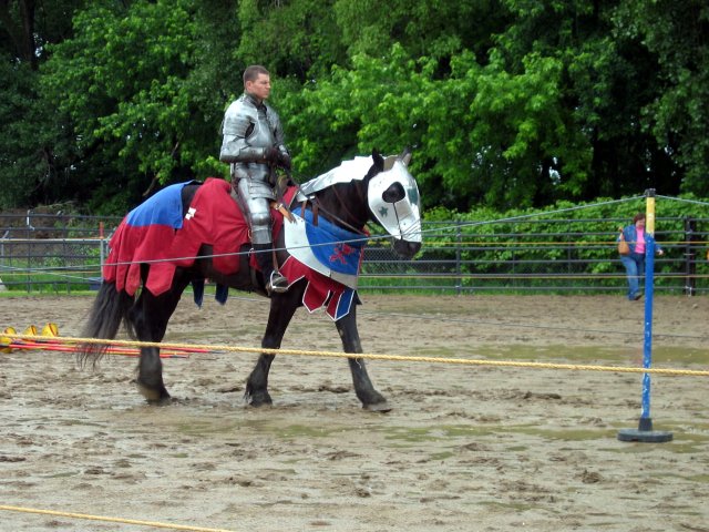 joust